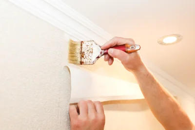 Pose de papier peint à Étaules — revêtements muraux et toiles de verre